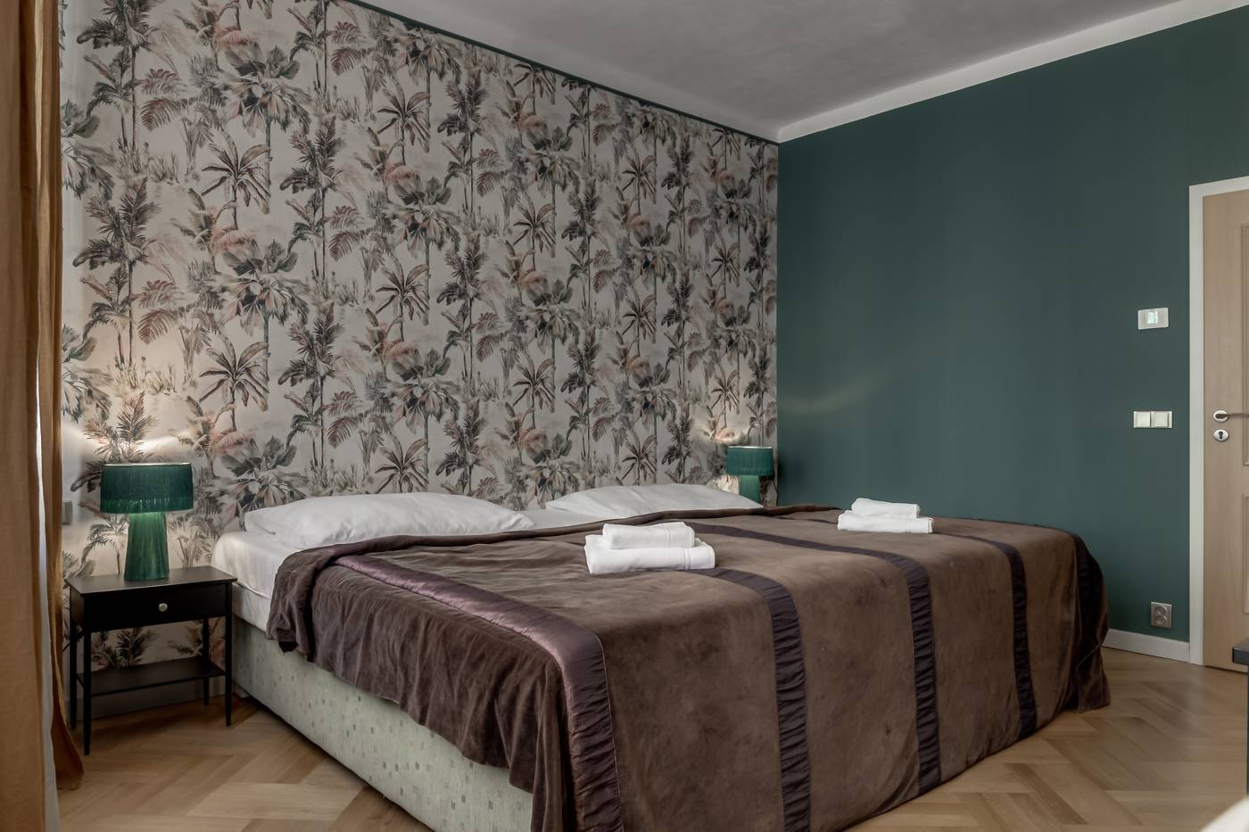 Louren---The-Bridge-Inn-Room-13