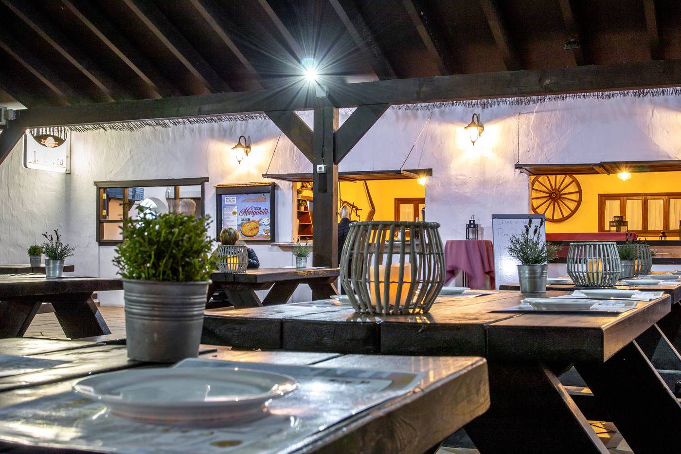 Oasis-Duna-Restaurant-51