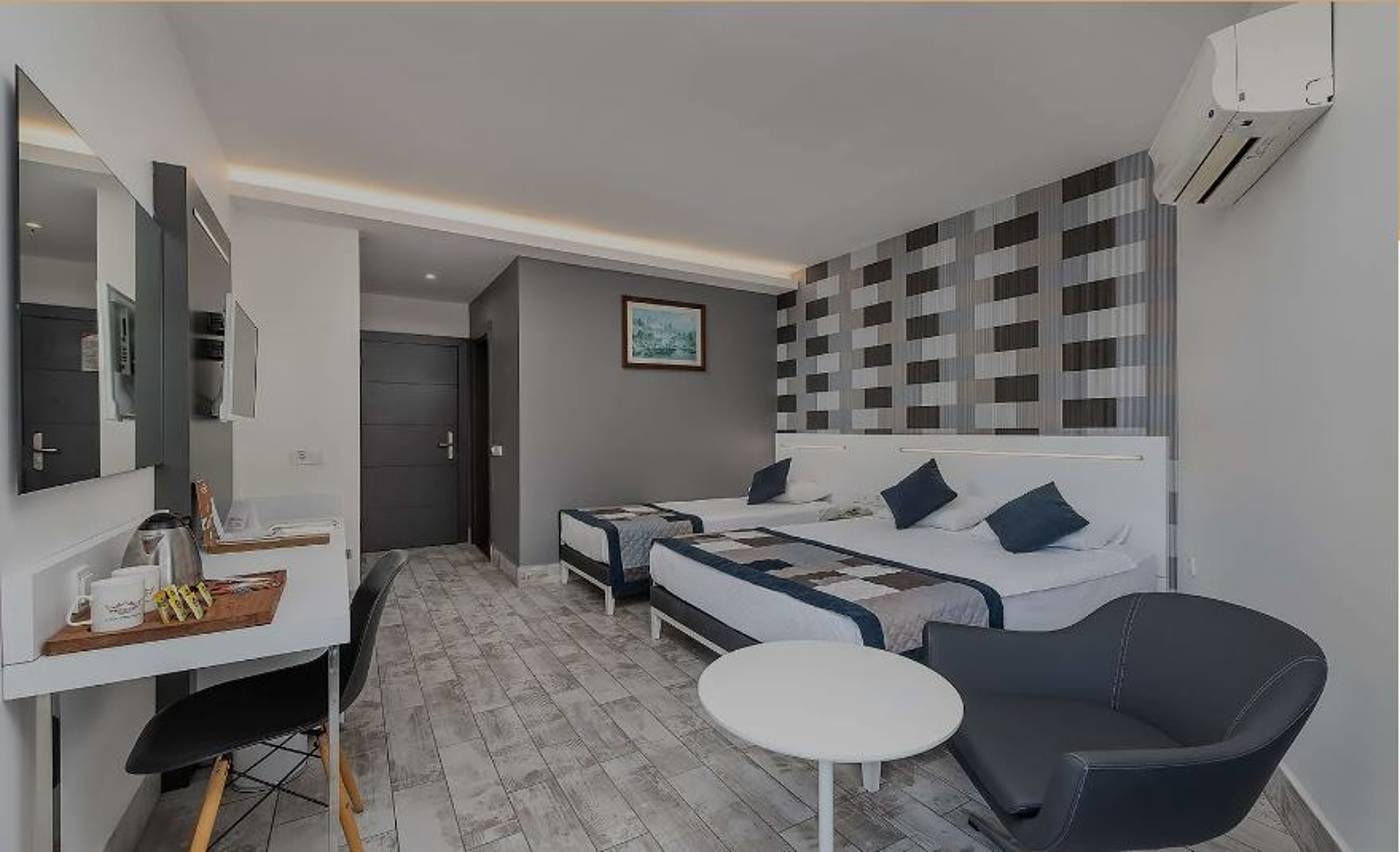 White-City-Beach-Hotel-Room-30