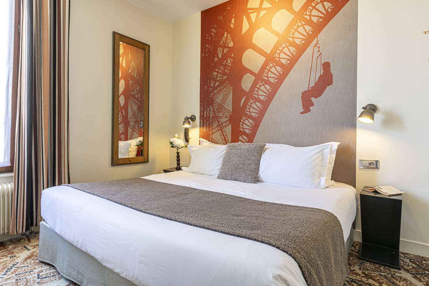 Hotel-Alpha-Paris-Eiffel-by-Patrick-Hayat-Room-19