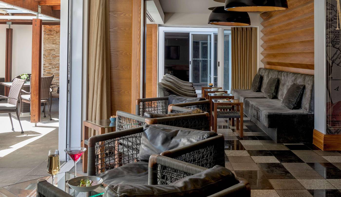 Hyatt-Regency-Cape-Town-Bar-30