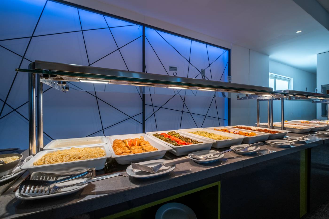 Hotel-Mediterranean-Beach-Restaurant-56