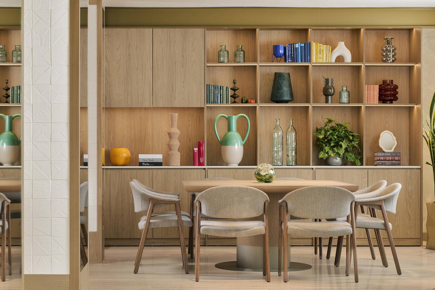 NH-Paseo-de-la-Habana-Lobby-18