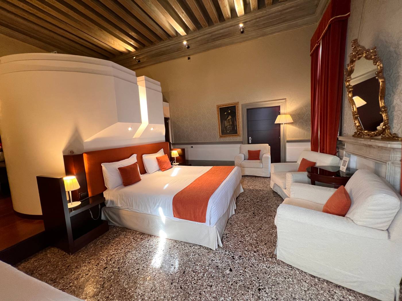 Ruzzini-Palace-Room-24