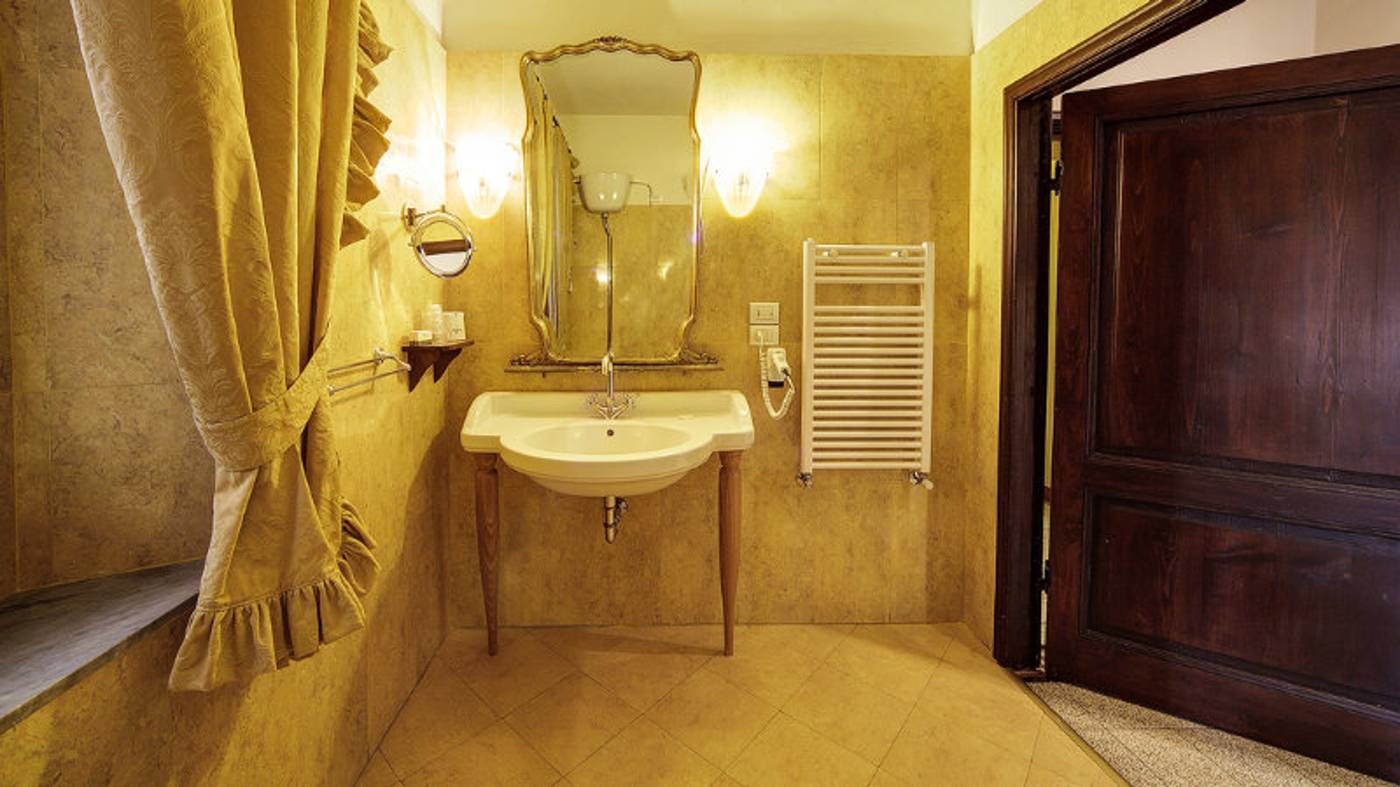 Portici-Hotel-Room-7