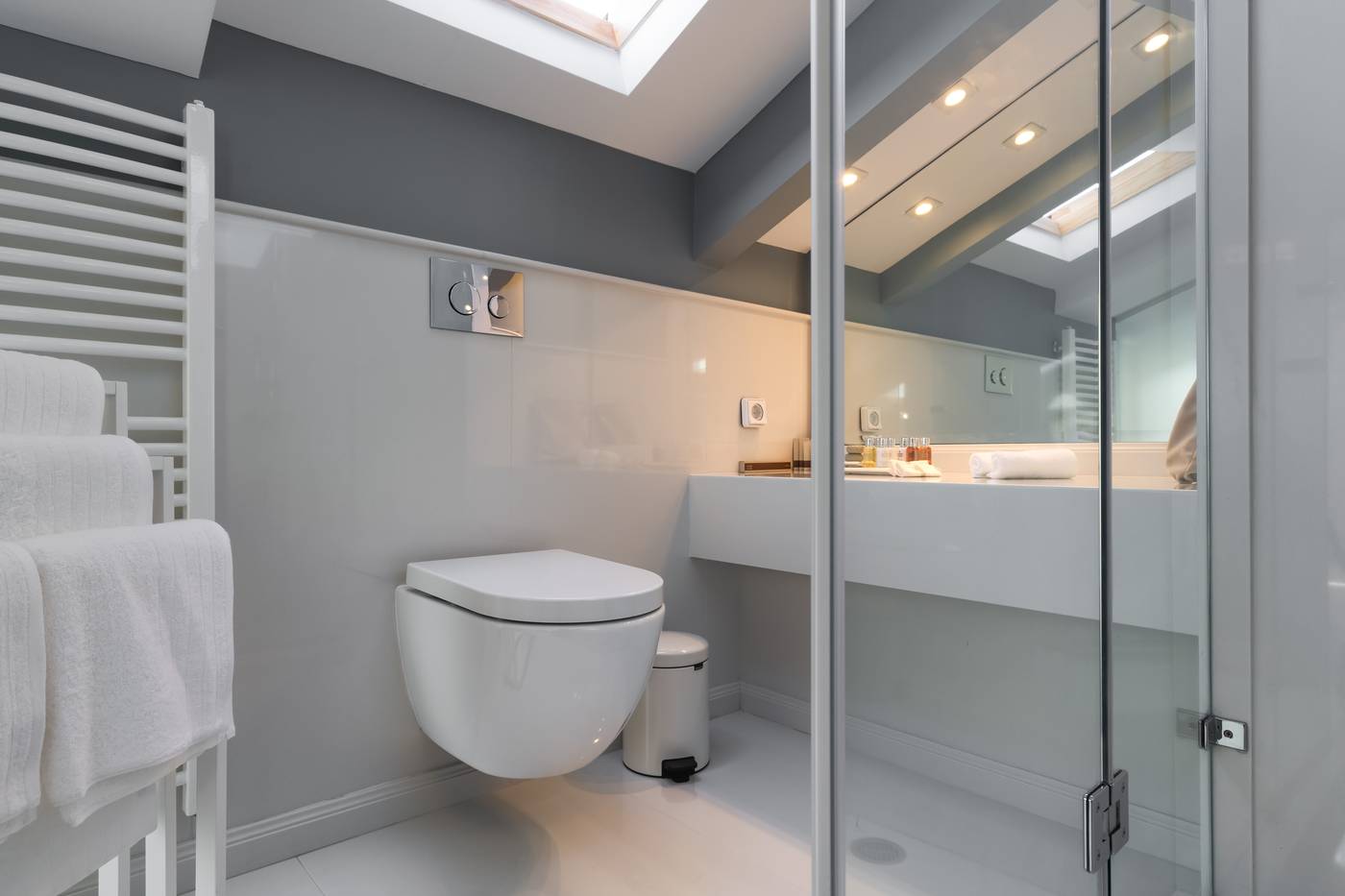 Noble-Suites-Room-41