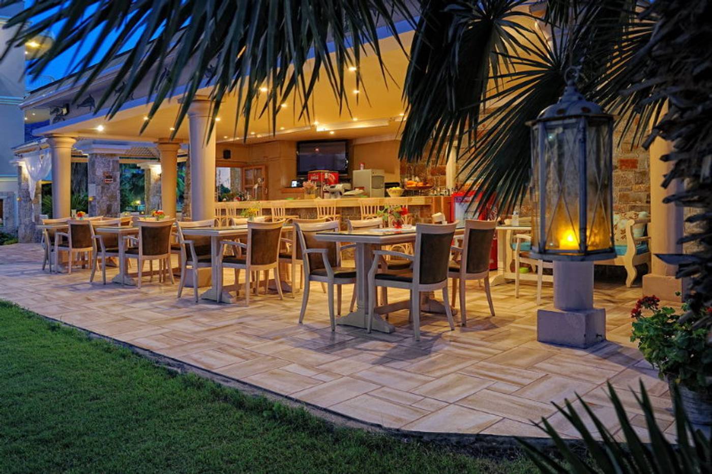 Socrates-Hotel-Malia-Restaurant-12