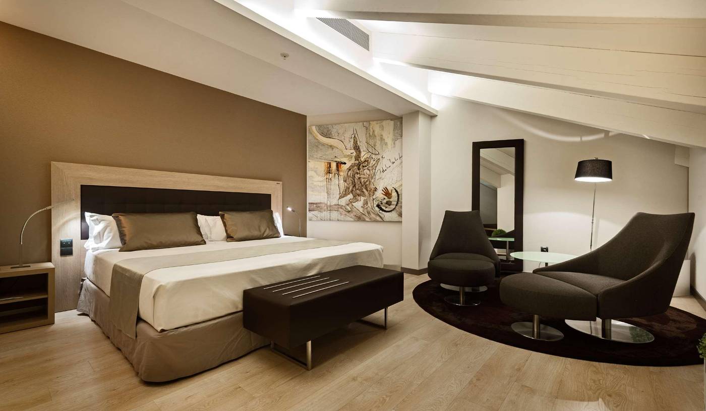 Catalonia-Plaza-Mayor-Room-30