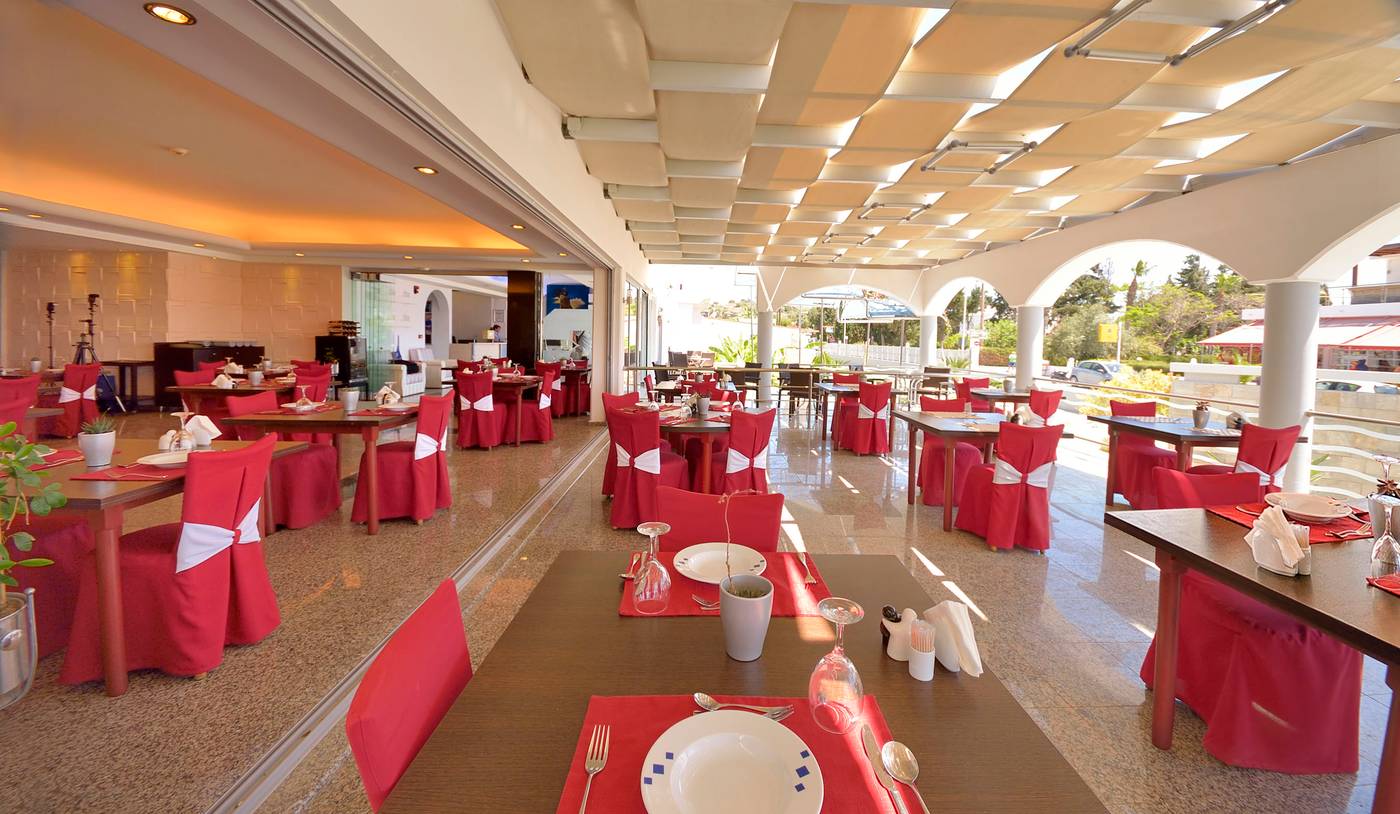 Kolymbia-Bay-Art-Restaurant-23
