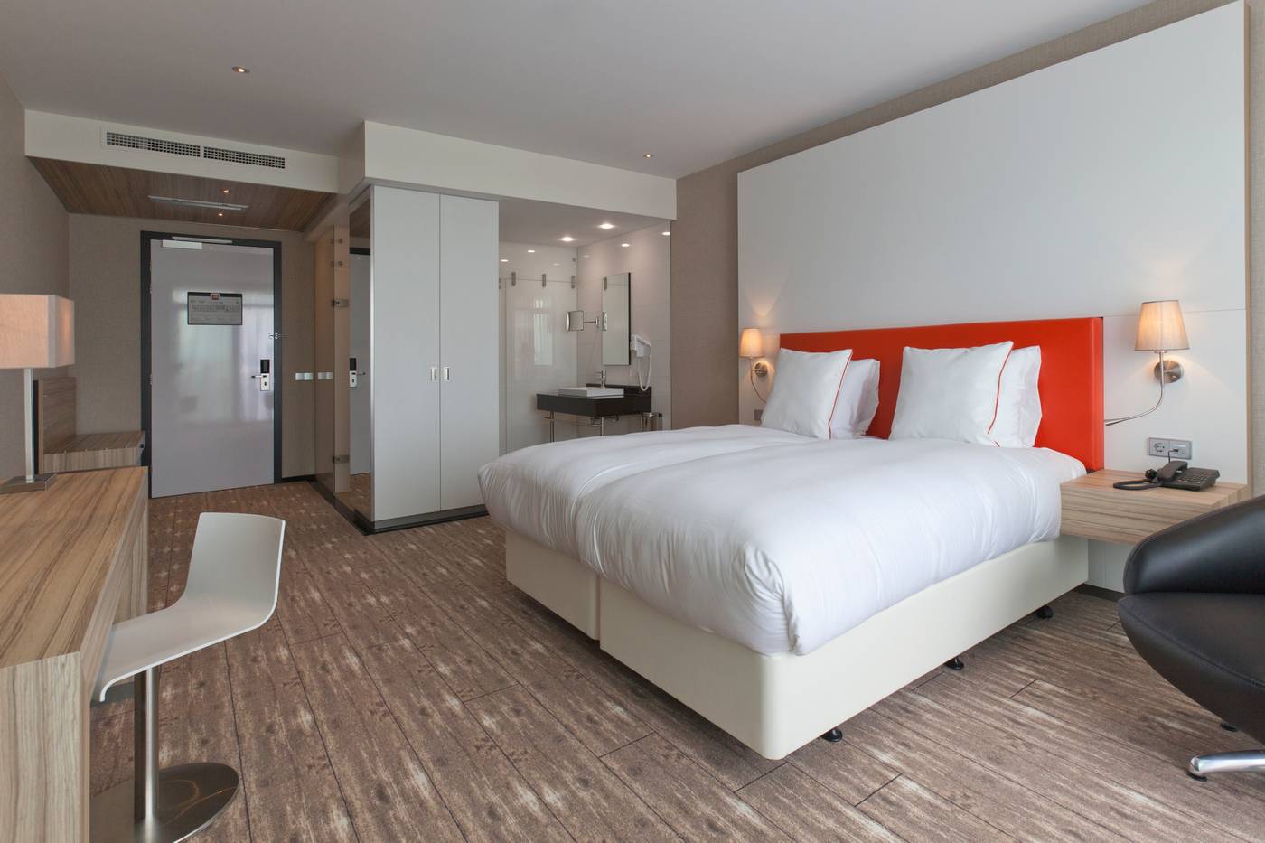 Van-der-Valk-Hotel-Schiphol-Room-14