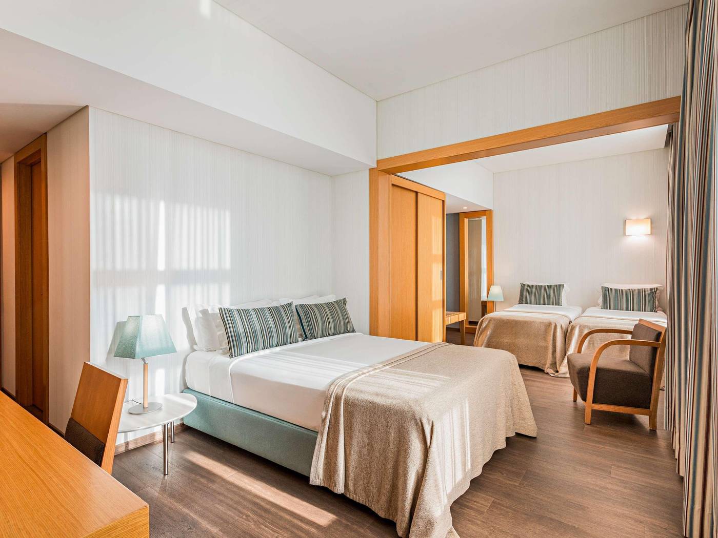 Mercure-Lisboa-Almada-Hotel-Room-23