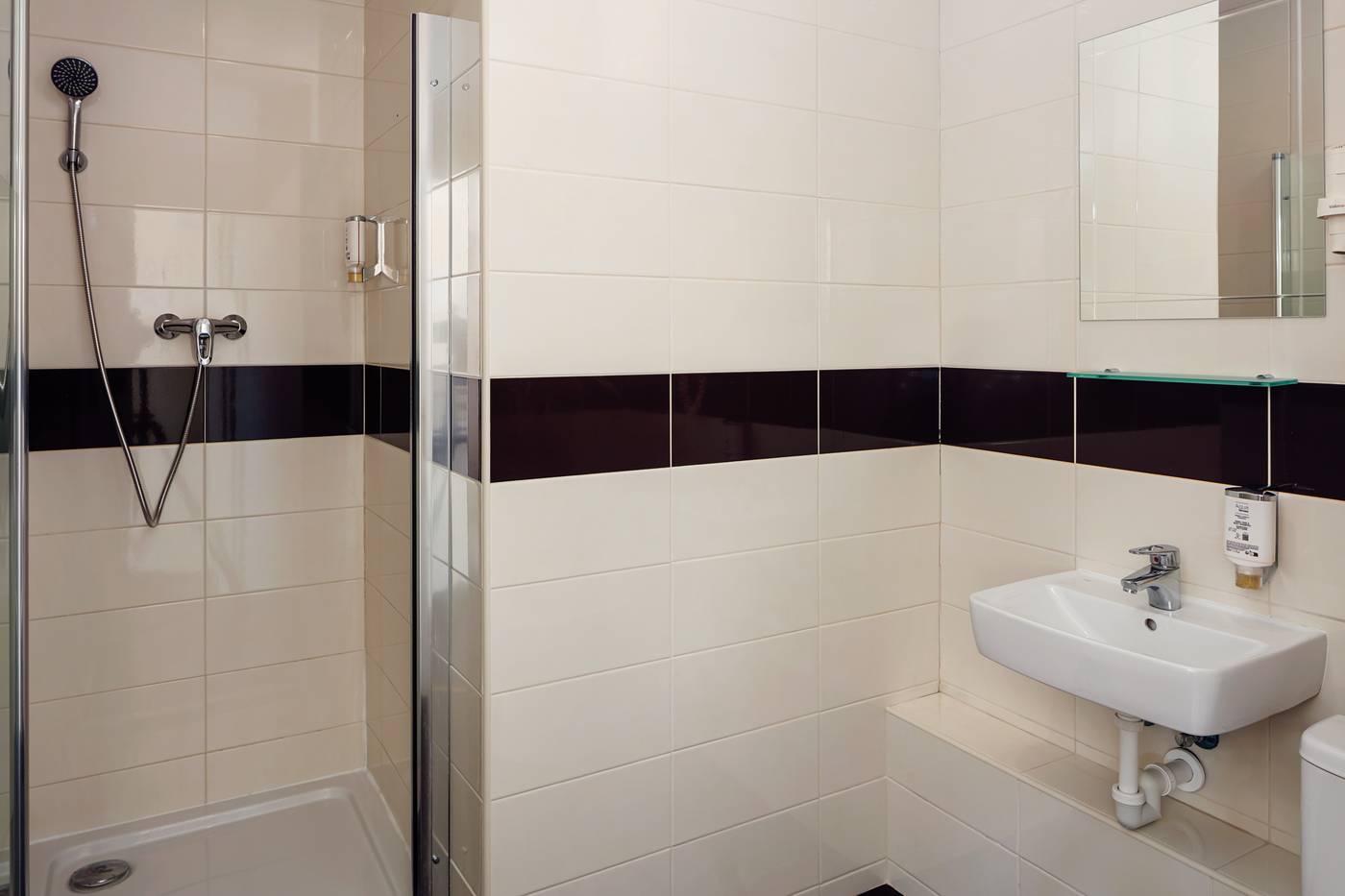 Superior-Hotel-Room-31