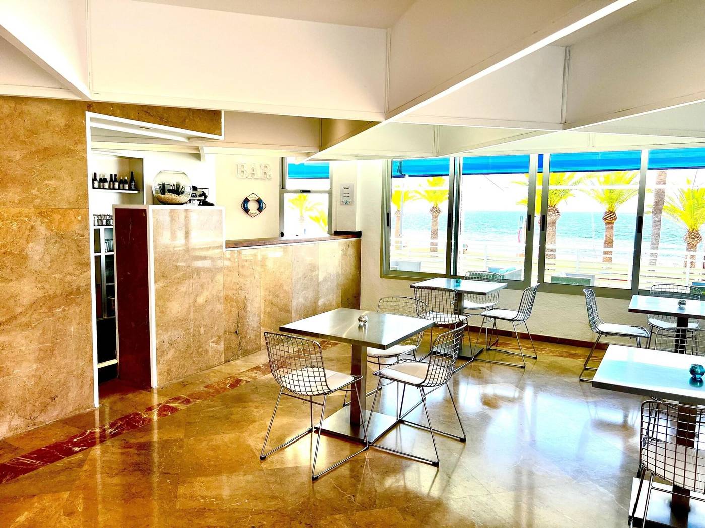 Hotel-Neptuno-Bar-24