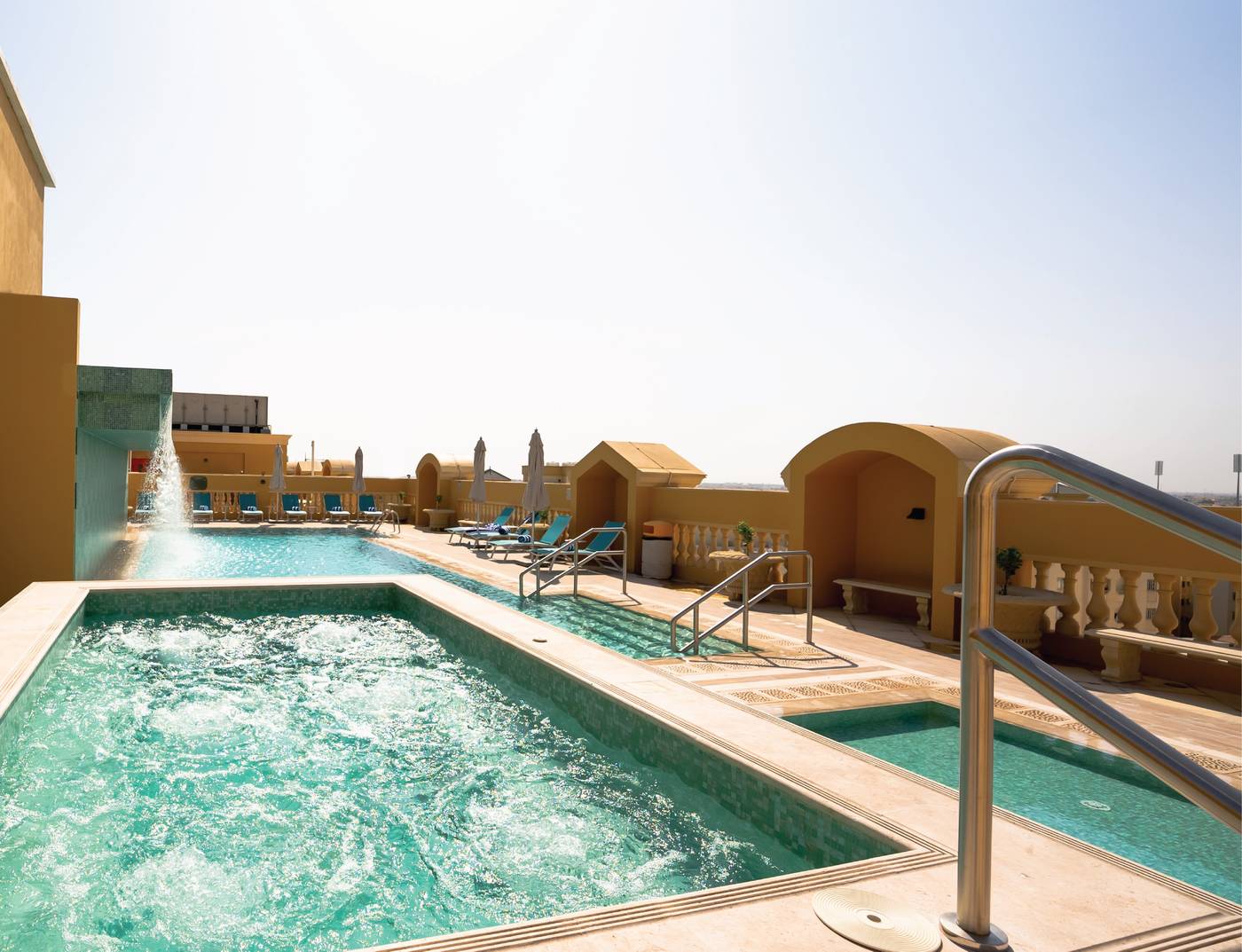 Somerset-Al-Mansora-Doha-Pool-11