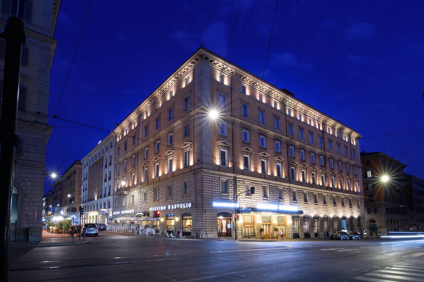 Bettoja-Hotel-Massimo-d-Azeglio-General-view-9