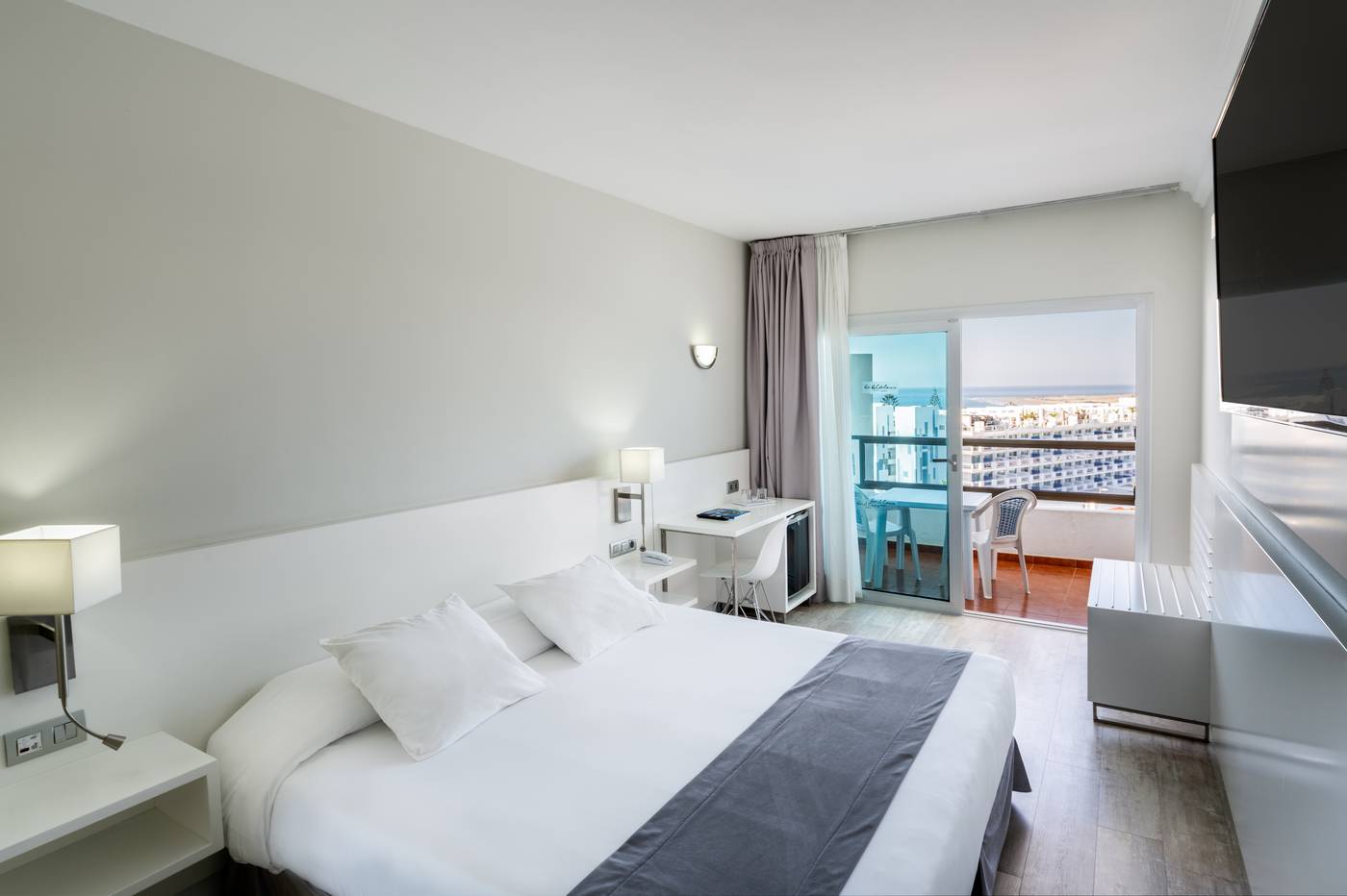 Hotel-Caserio-Room-15
