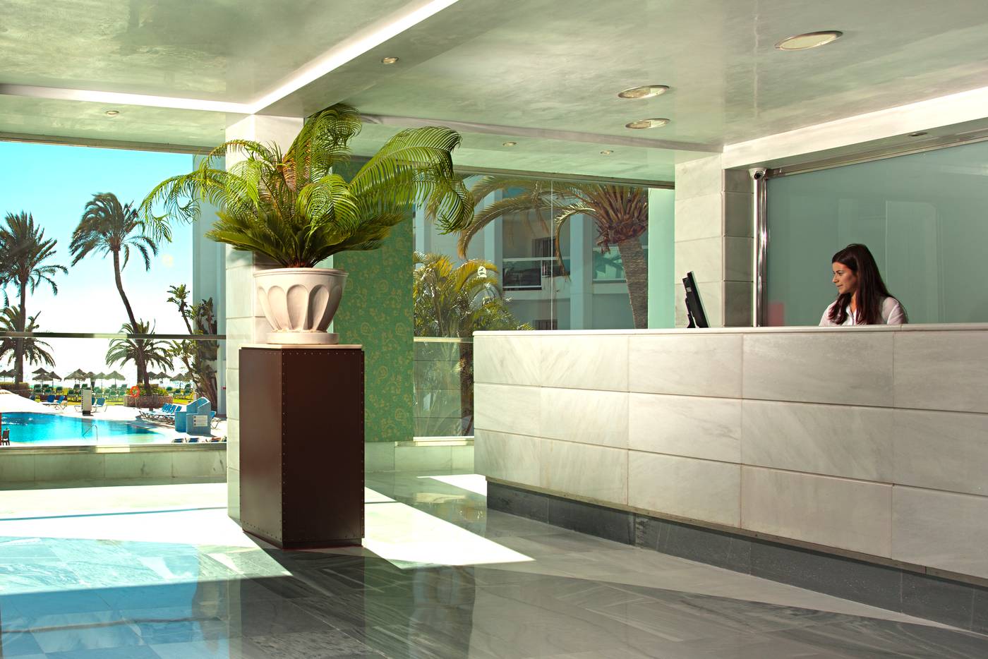 Marinas-de-Nerja-Lobby-50