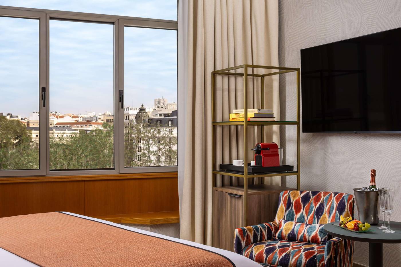 NH-Collection-Madrid-Paseo-del-Prado-Room-29