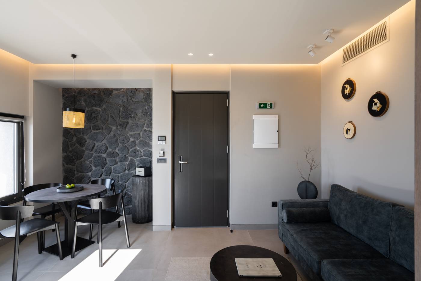 Apikia-Santorini-Room-50