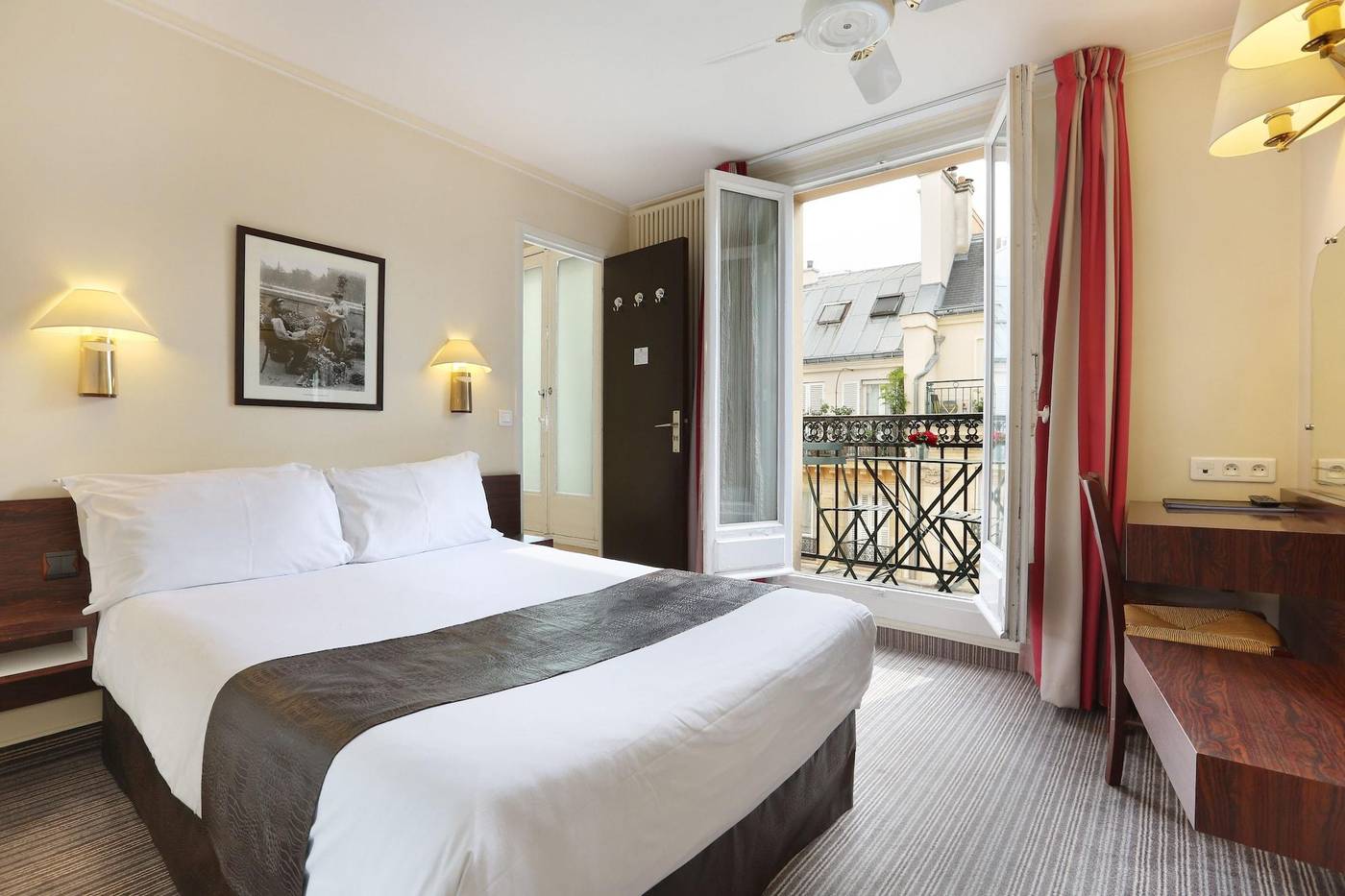 Hotel-du-College-de-France-Room-4