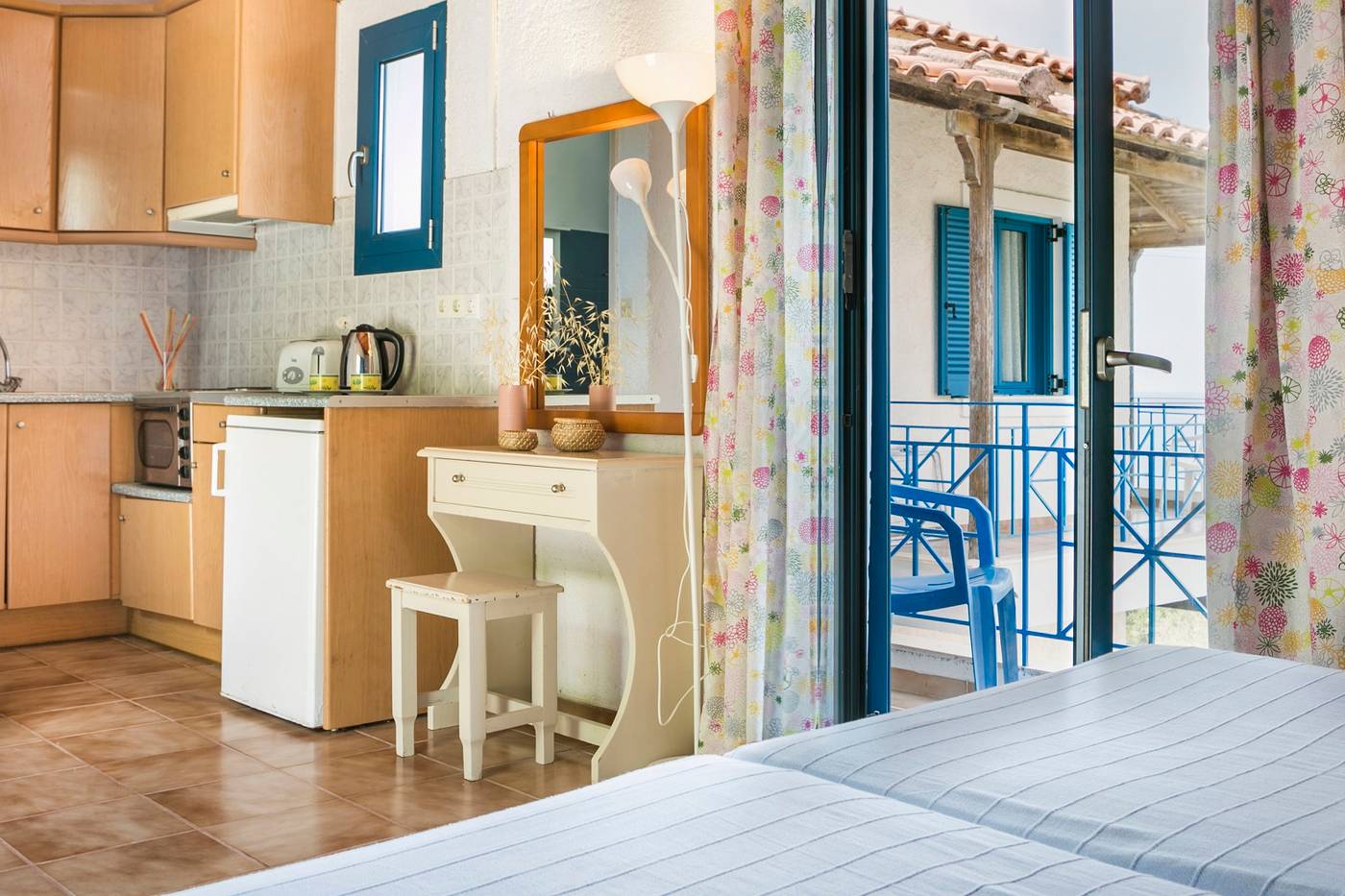 Metaxatos-Apartments-Room-36