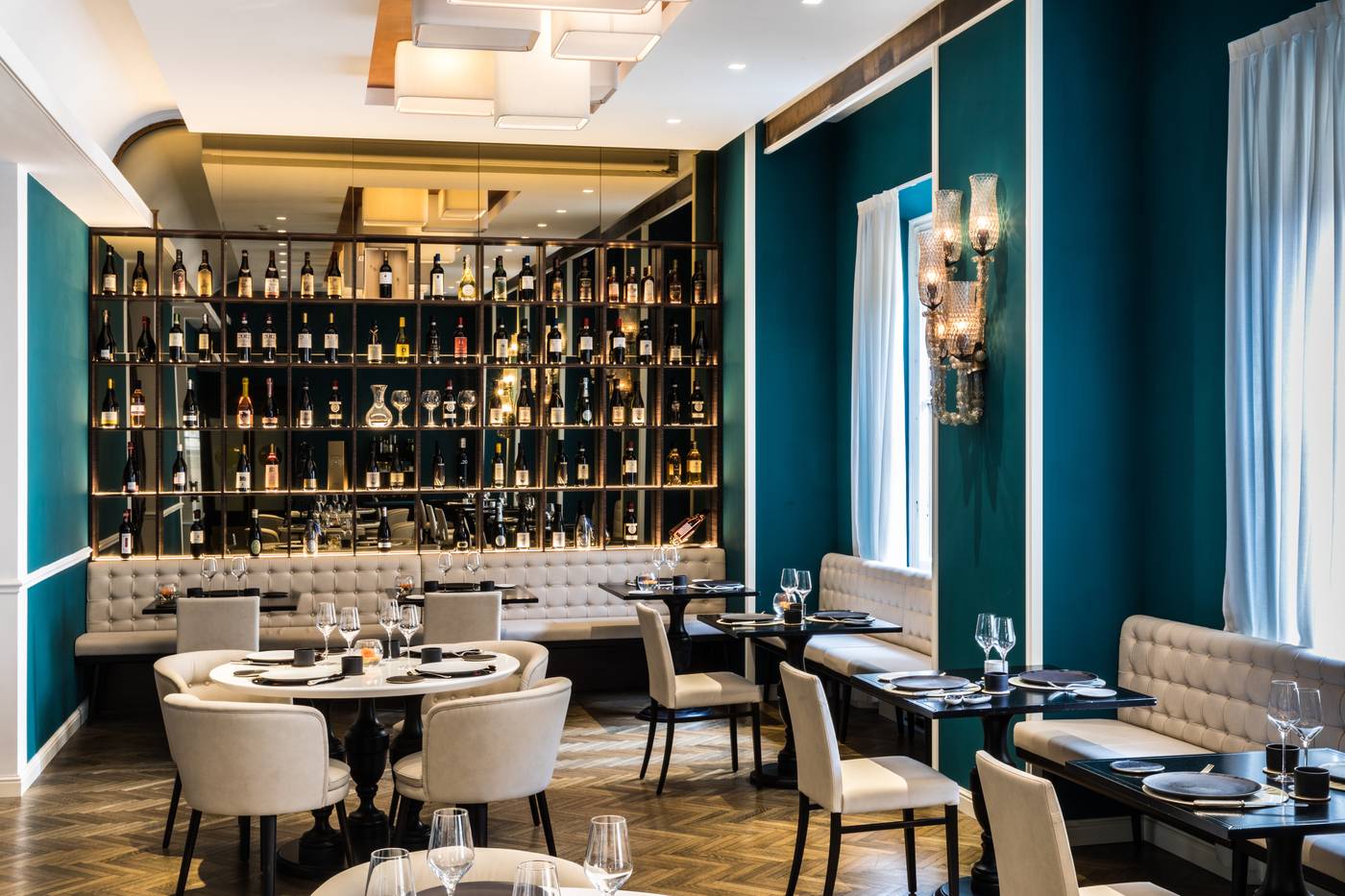 Plaza-Lucchesi-Restaurant-42