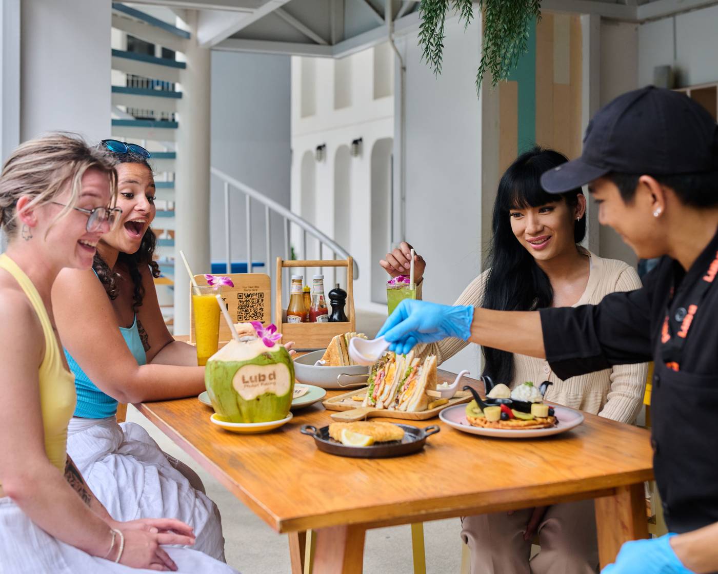 Lub-D-Phuket-Patong-Restaurant-60