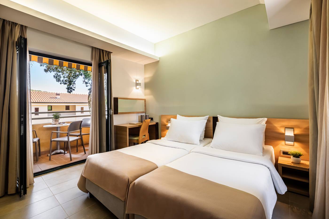 Maistra Select Petalon Resort-Croatia-VRSAR-Room-8