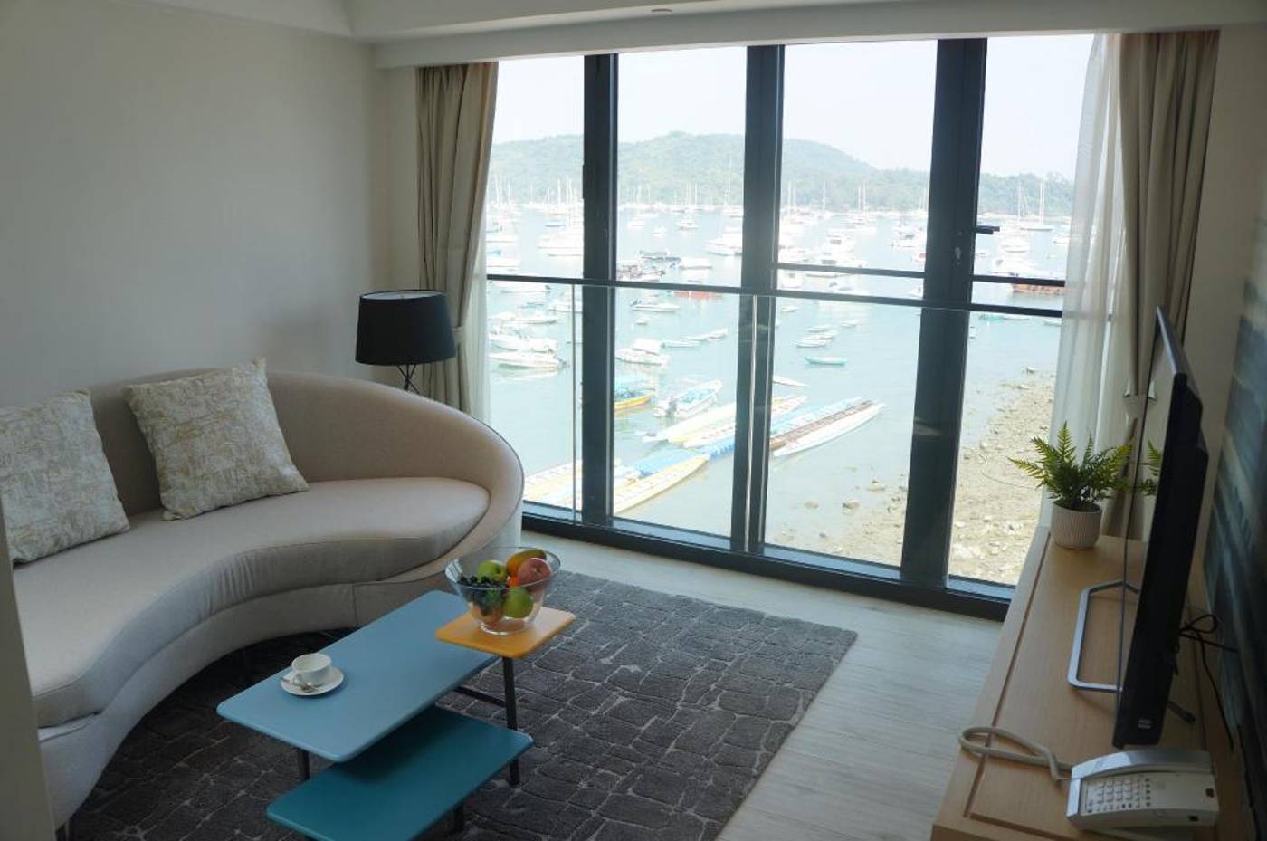 The-Pier-Hotel-Room-30