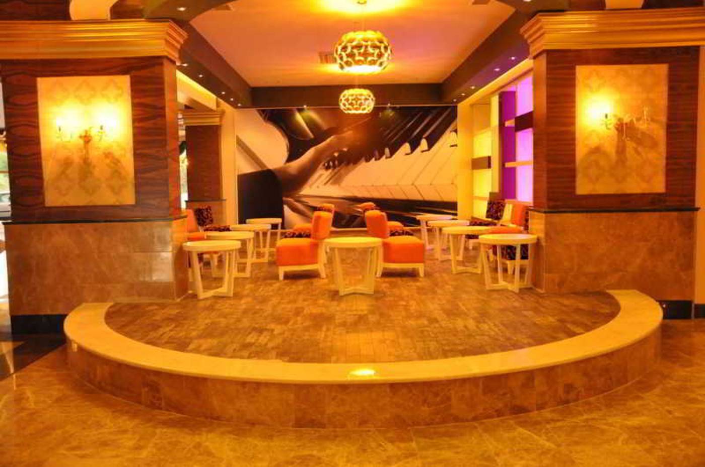 Dizalya-Palm-Garden-Hotel-Bar-42