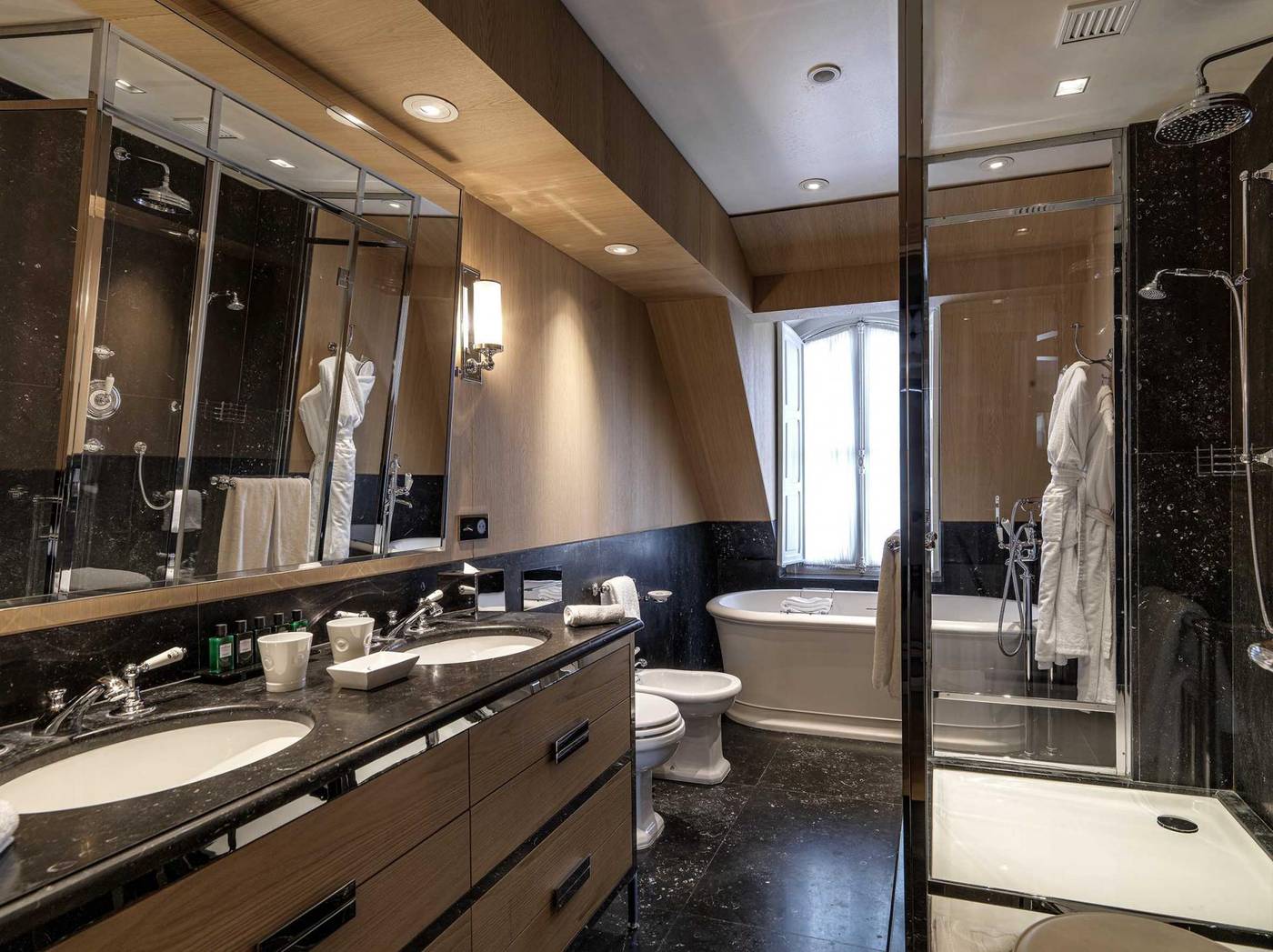 Marquis-Faubourg-Saint-Honore-Room-17