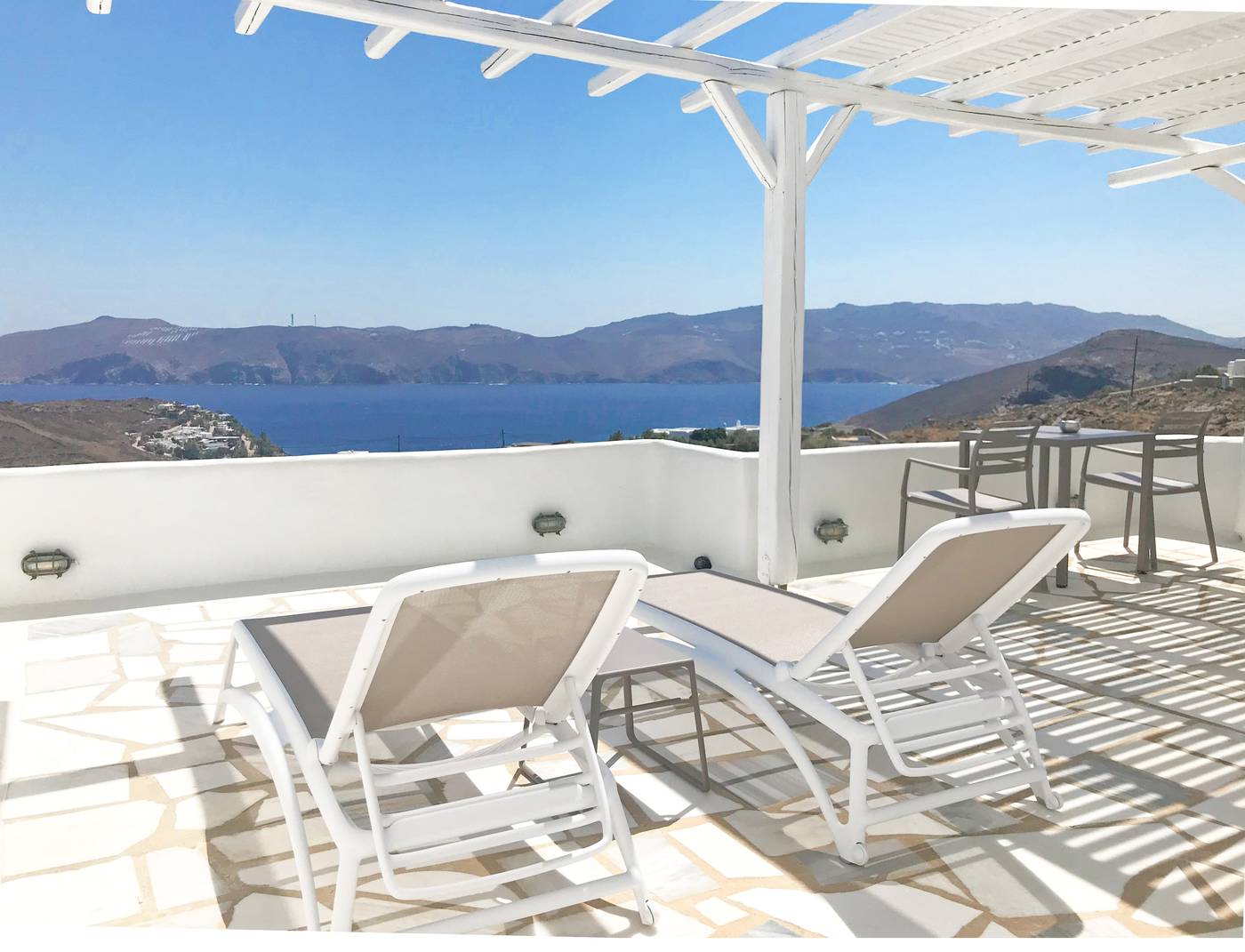 Yakinthos-Residence-Room-56