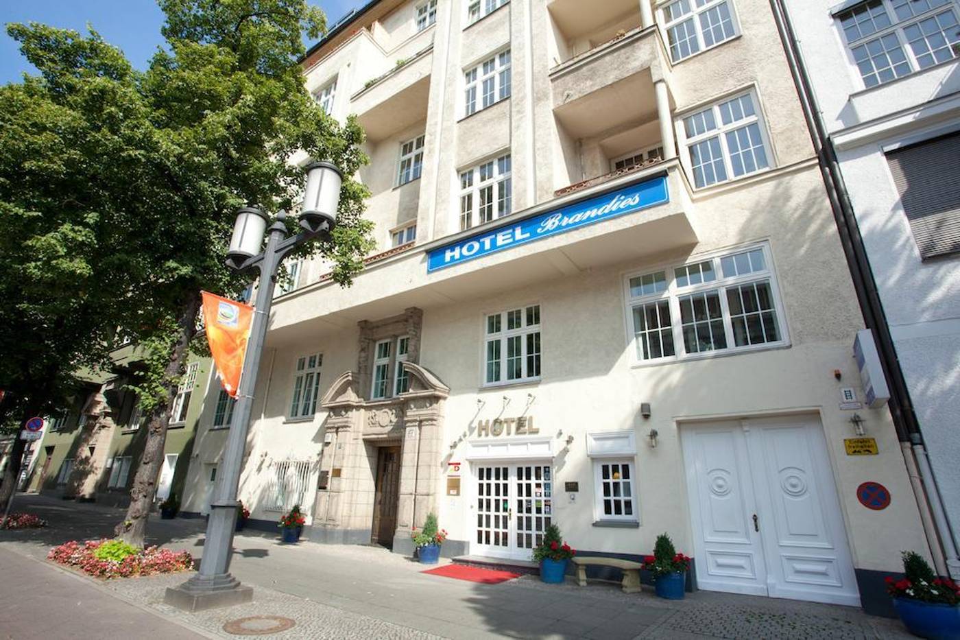 mD-Hotel-Brandies-General-view-2