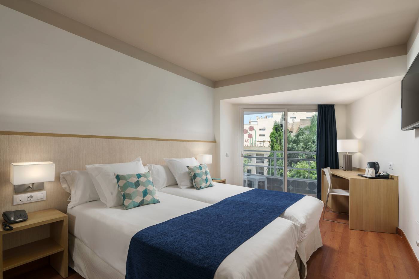 AluaSoul-Costa-Malaga-adults-reccommended-Room-26