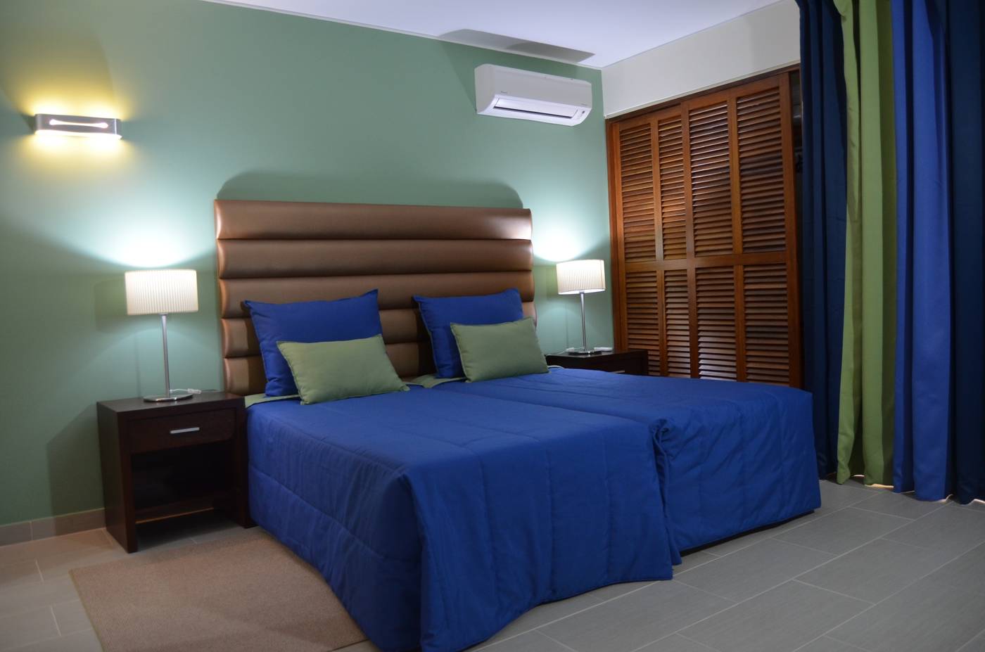 Hotel-Cais-da-Oliveira-Room-32