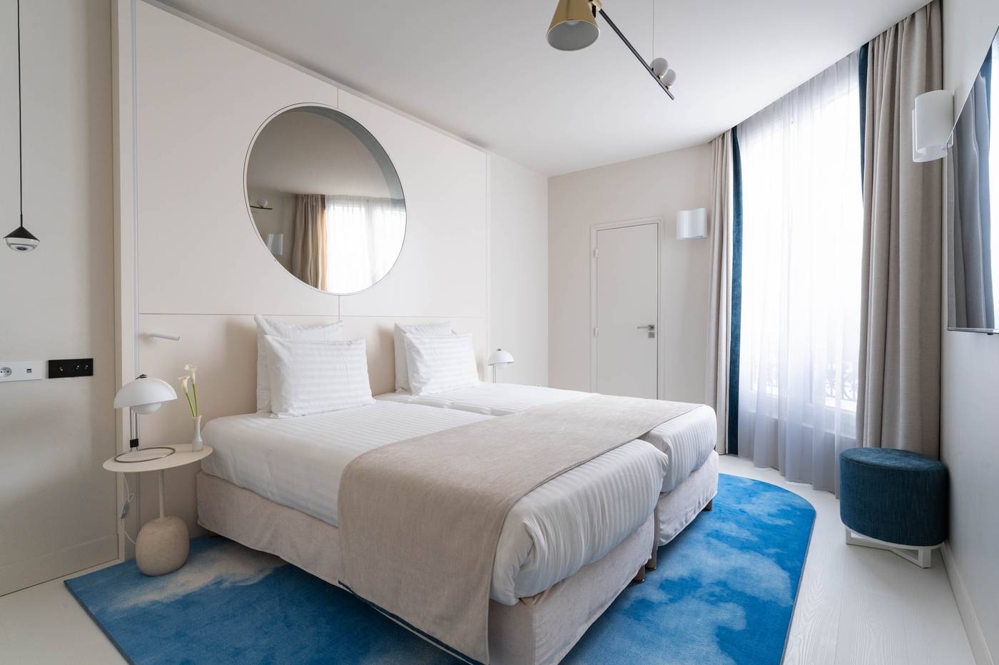 Astra-Opera-Astotel-Room-18