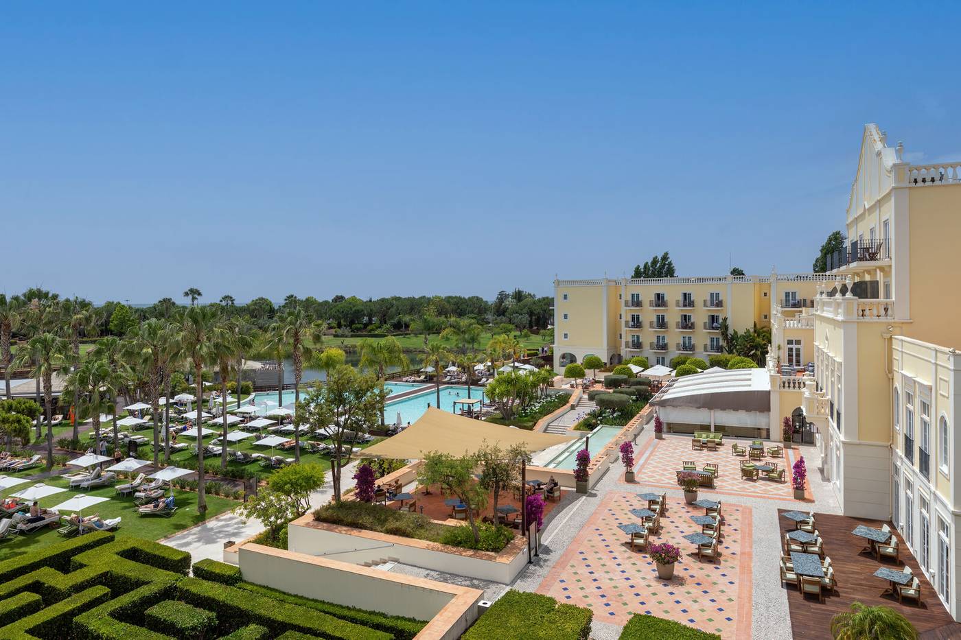 Domes-Lake-Algarve-Room-6