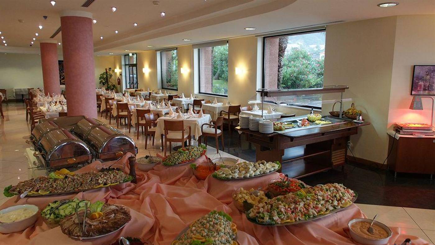 Monte-Mar-Palace-Restaurant-14