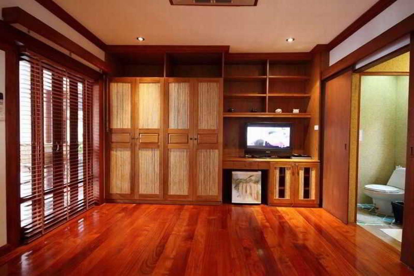 Pao-Jin-Poon-Beach-Front-Villa-Room-15