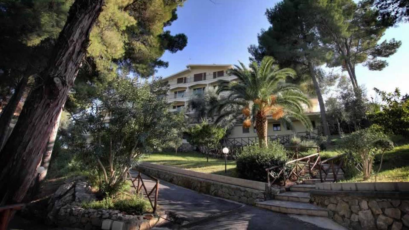 Hotel Guardacosta-Italy-CIRELLA-General view-3