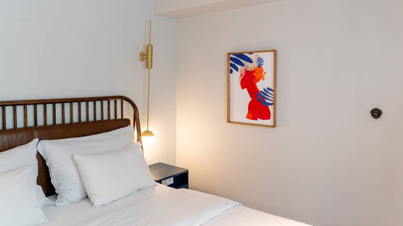 Gatsby-Athens-Room-27