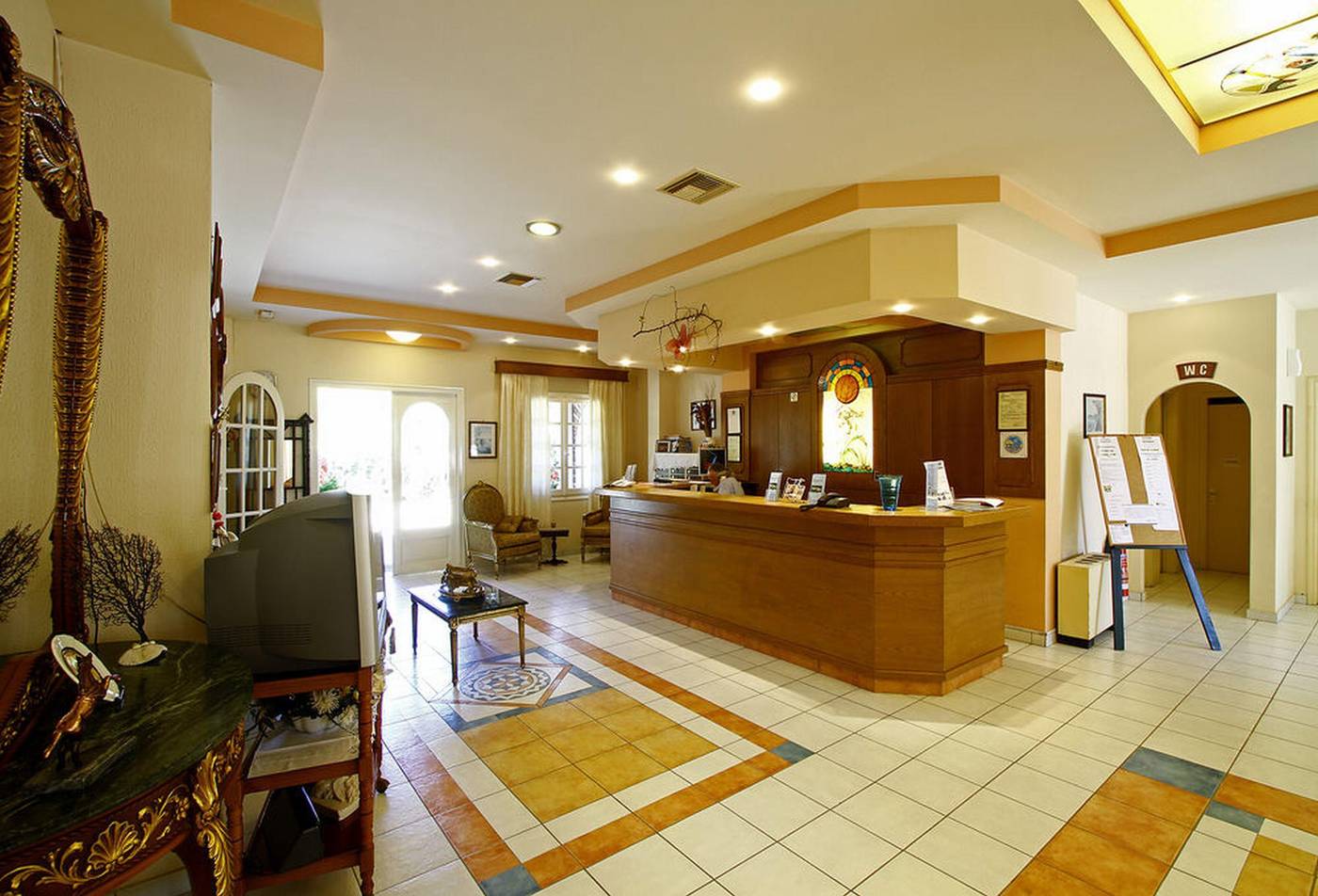 Bintzan-Inn-Lobby-47