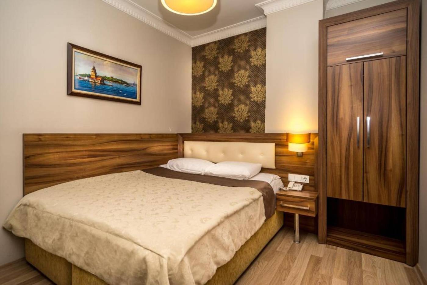 My-Rose-Hotel-Room-19