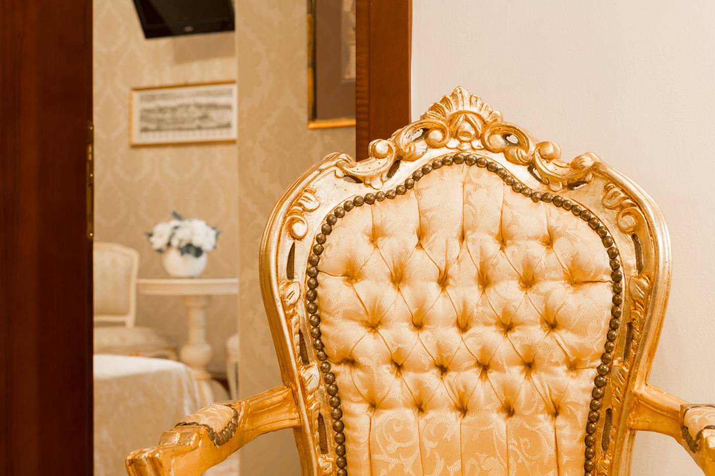 Palazzo-Guardi-Lobby-37