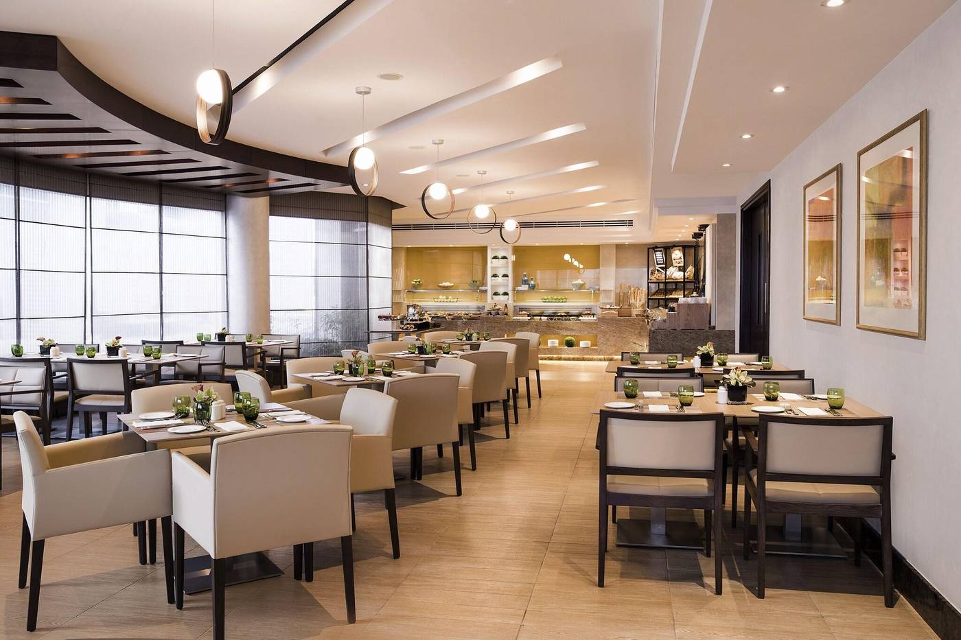 Jumeira-Rotana-Restaurant-40