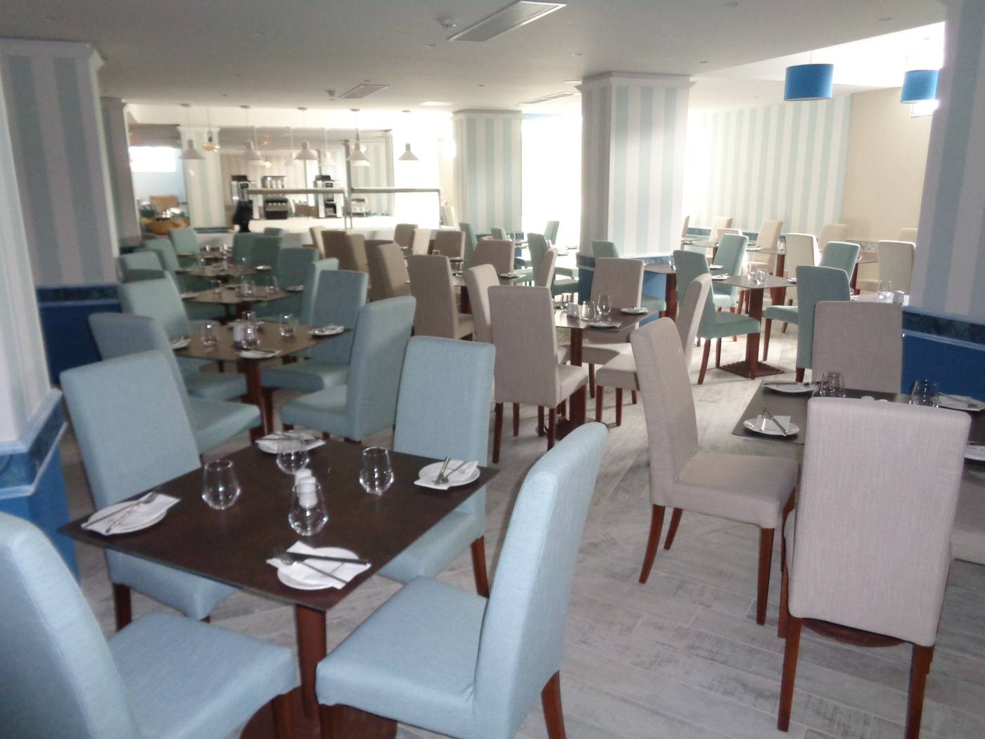 Santana-Restaurant-46