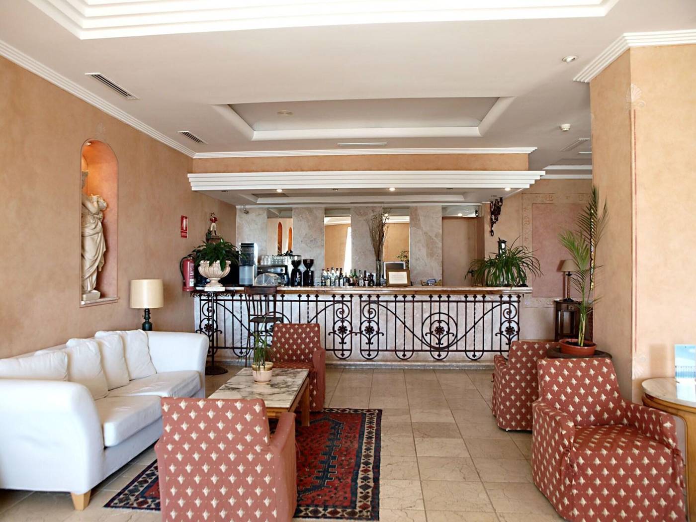 Termas-Marinas-el-Palasiet-Lobby-26