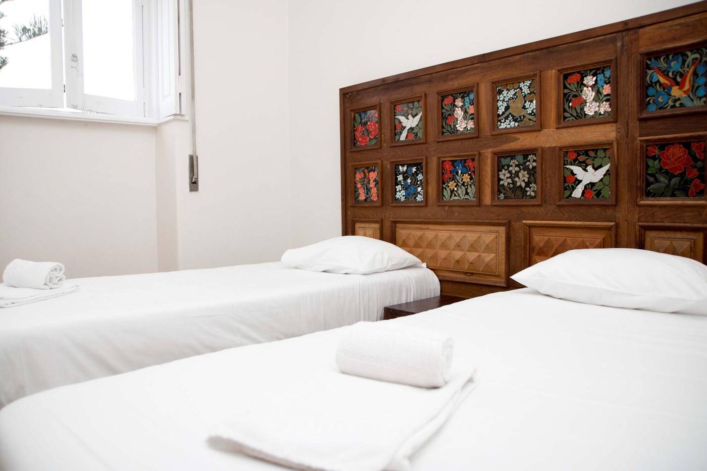 Sant-Jordi-Hostels-Lisbon-Room-42