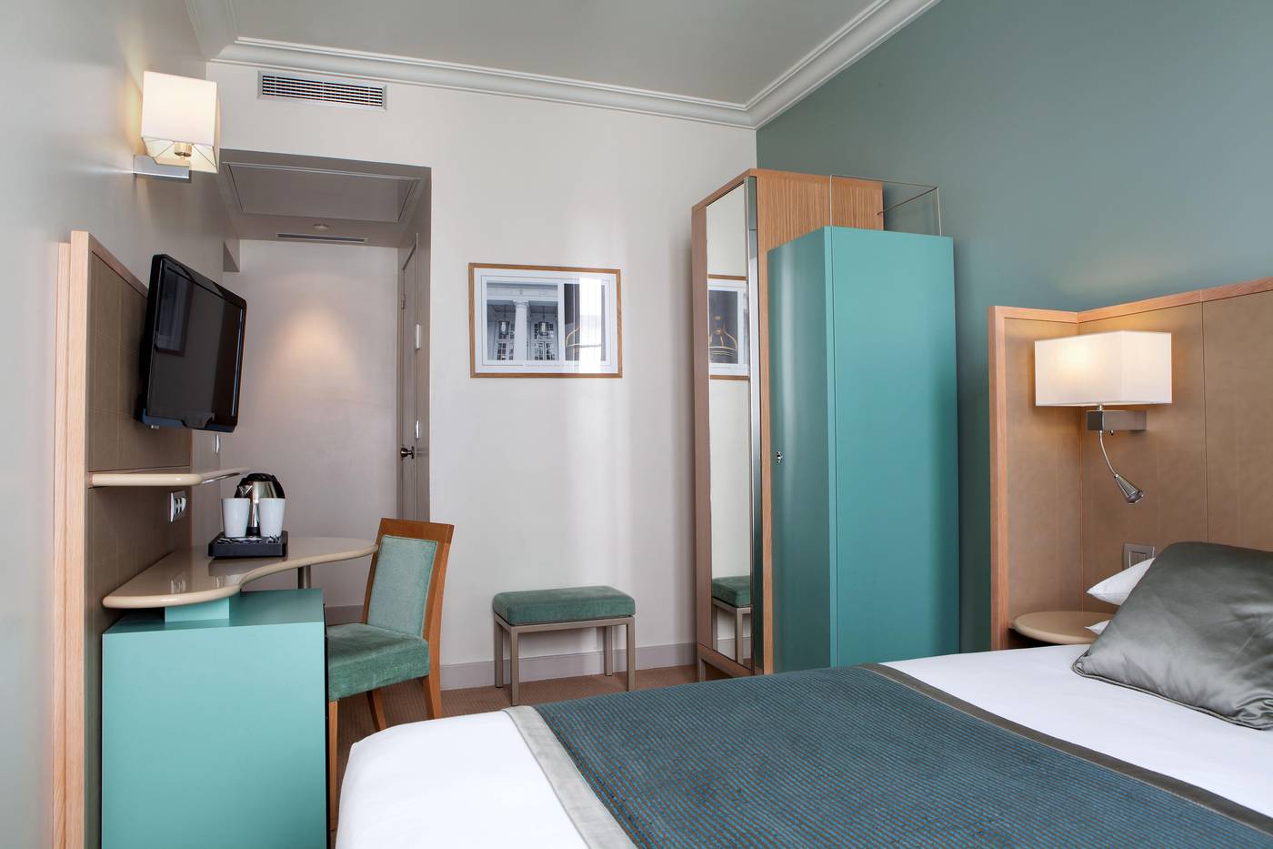 Leonardo-Boutique-Hotel-Paris-Opera-Room-2