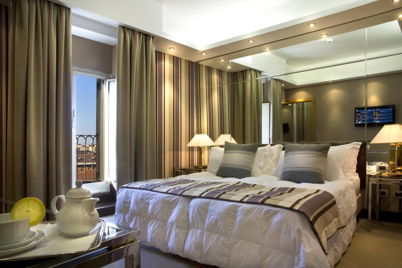 Marcella-Royal-Rooftop-Garden-Room-21